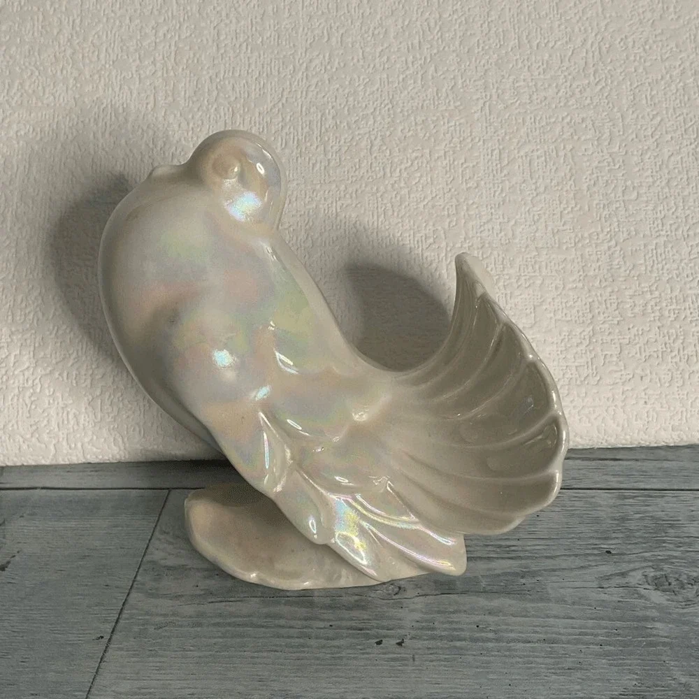 VTG Bird Pigeon Figurine White Dove w Mother of Pearls Glaze‎ 4.5